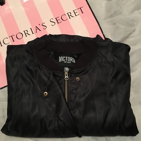 ❌SOLD❌$118VALUE! Victoria’s Secret Sport - Picture 3 of 8